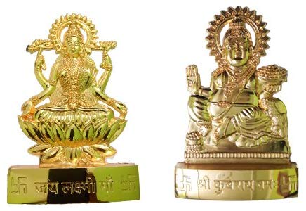 Lakshmi-Kuber-Statue.jpg